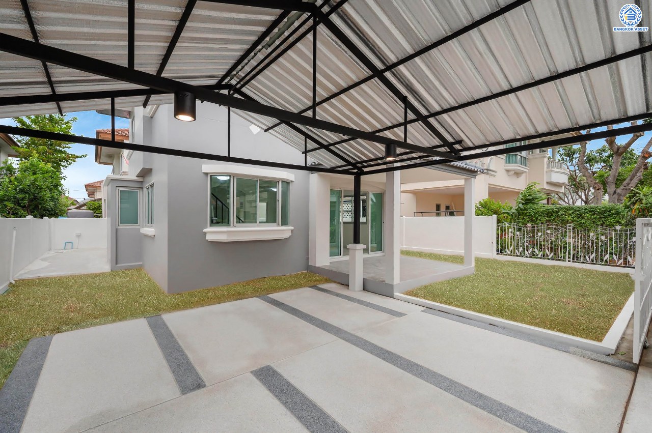 บ้านมือสองตกแต่งใหม่ โครงการ ศุภาลัยวิลล์ วงแหวน-รัตนาธิเบศร์ เนื้อที่กว้างกว่า 52 ตร.ว. ฟังก์ชัน 3 ห้องนอน 2 ห้องน้ำ 2 ที่จอดรถ ตอบโจทย์ทุกการเข้าอยู่ บนทำเลเดินทางสะดวก เชื่อมต่อถนนหลายเส้นทาง เพียง 15 นาทีก็ถึงรถไฟฟ้าสายสีม่วง "สถานีคลองบางไผ่" ใกล้ทางด่วน "กาญจนาภิเษก"